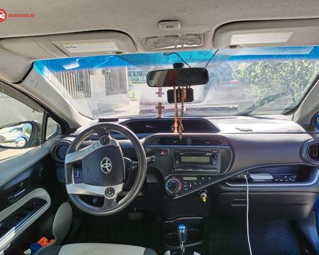 TOYOTA Prius C