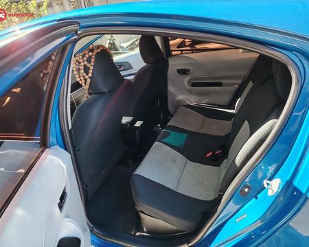 TOYOTA Prius C