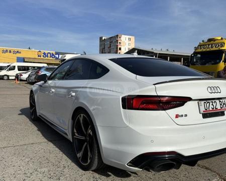 AUDI RS5