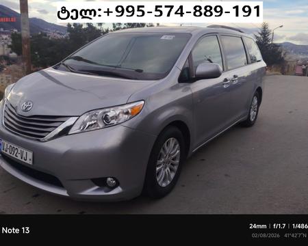 TOYOTA Sienna