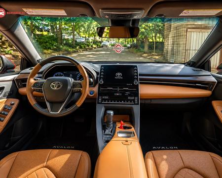 TOYOTA Avalon