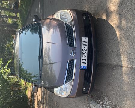 NISSAN Tiida