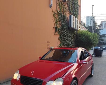 MERCEDES-BENZ C 230