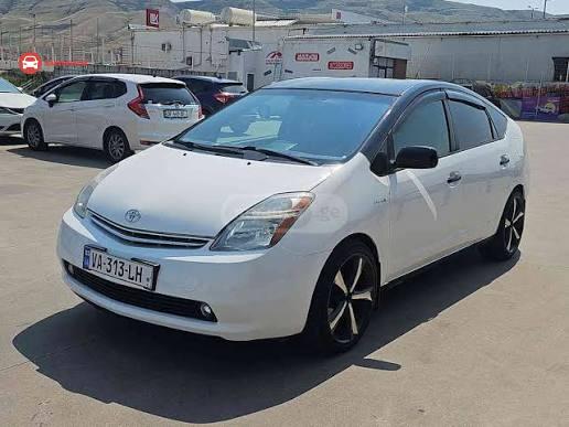 car rent ქირავდება ავტომობილები დღიურად პრიუსი, ფოტო 3